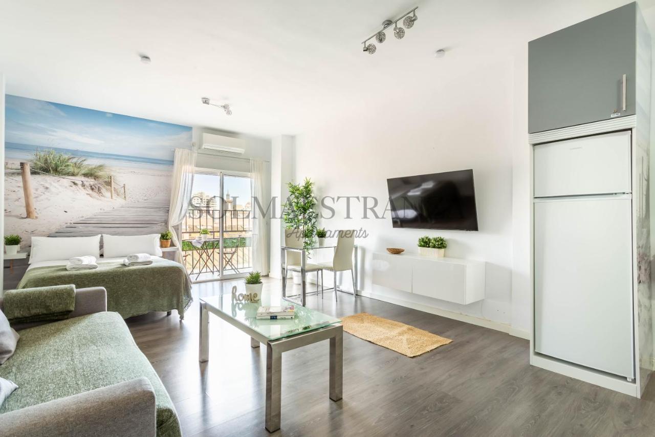 Atarazanas Apartment By Sol Maestranza Малага Екстер'єр фото